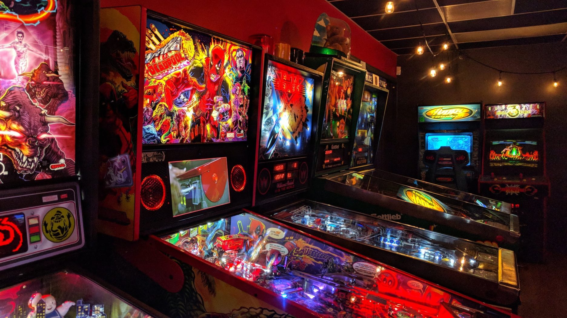 Coin-op Cabinets & Pinball! – New Albanian Brewing Company